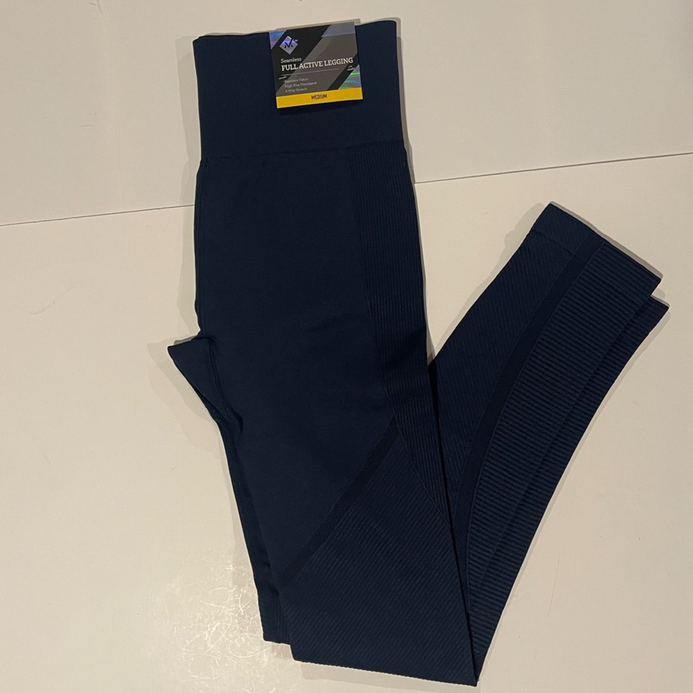 New Women’s Seamless Full Active Leggings, Color Navy
